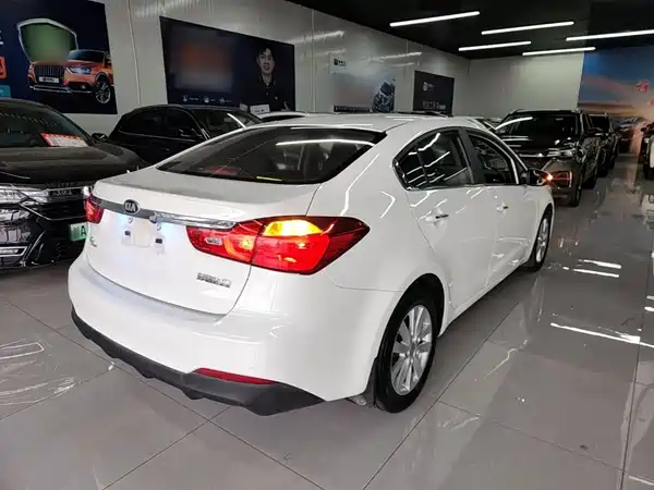 Kia K3 2014