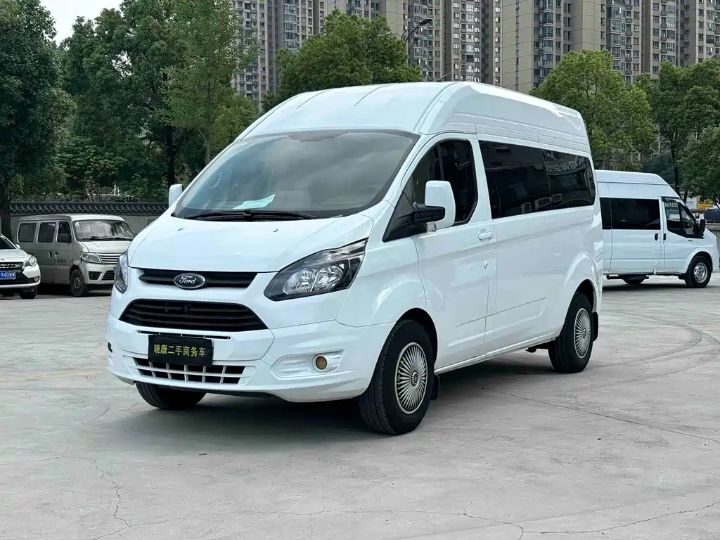 Ford Transit 2022