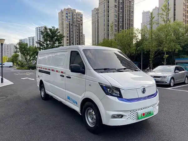 Dongfeng Yufeng EM27 2024