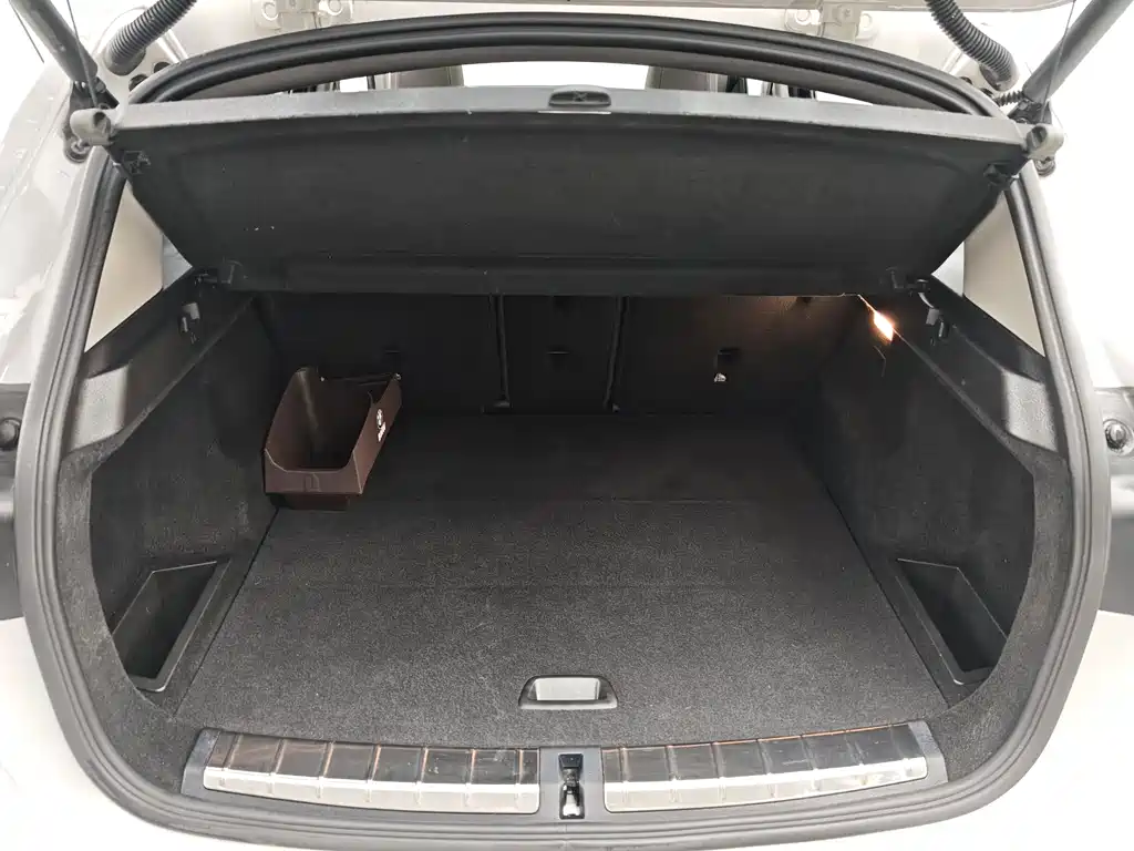BMW X1 New Energy 2018 — фото 13