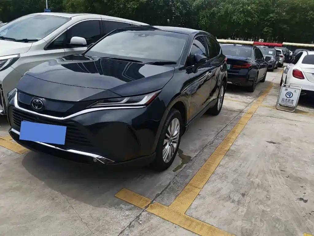 Toyota Harrier 2022