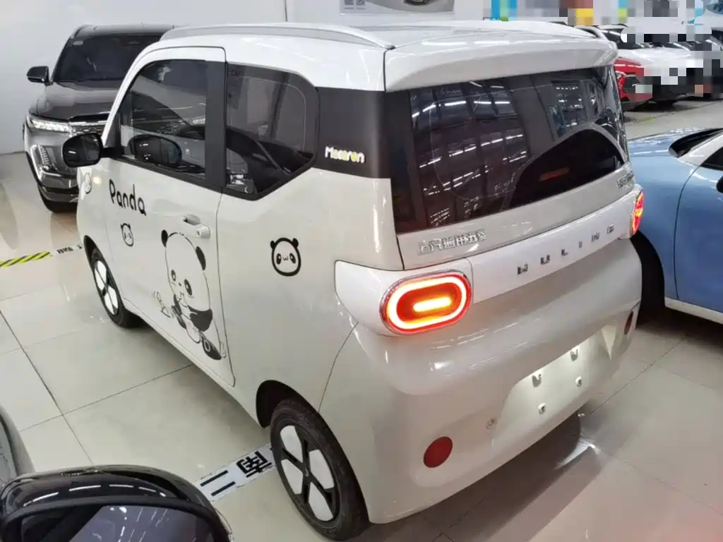 Wuling MINIEV 2024