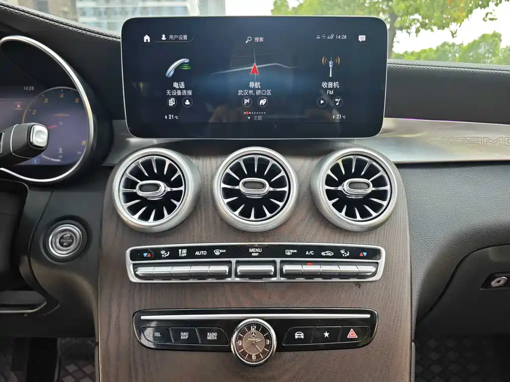 Mercedes-Benz GLC 2021