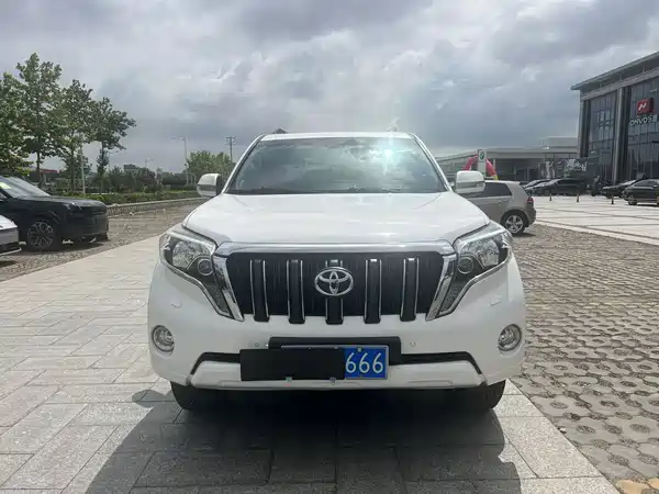 Toyota Prado 2014