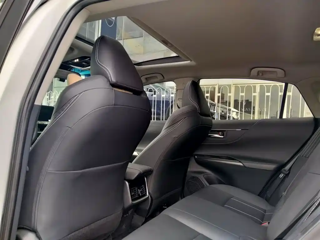 Toyota Harrier 2025 — фото 15