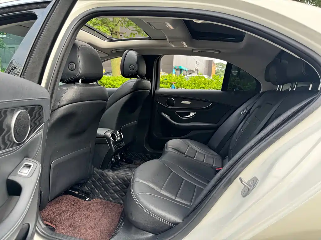 Mercedes-Benz C-Class 2020 — фото 10