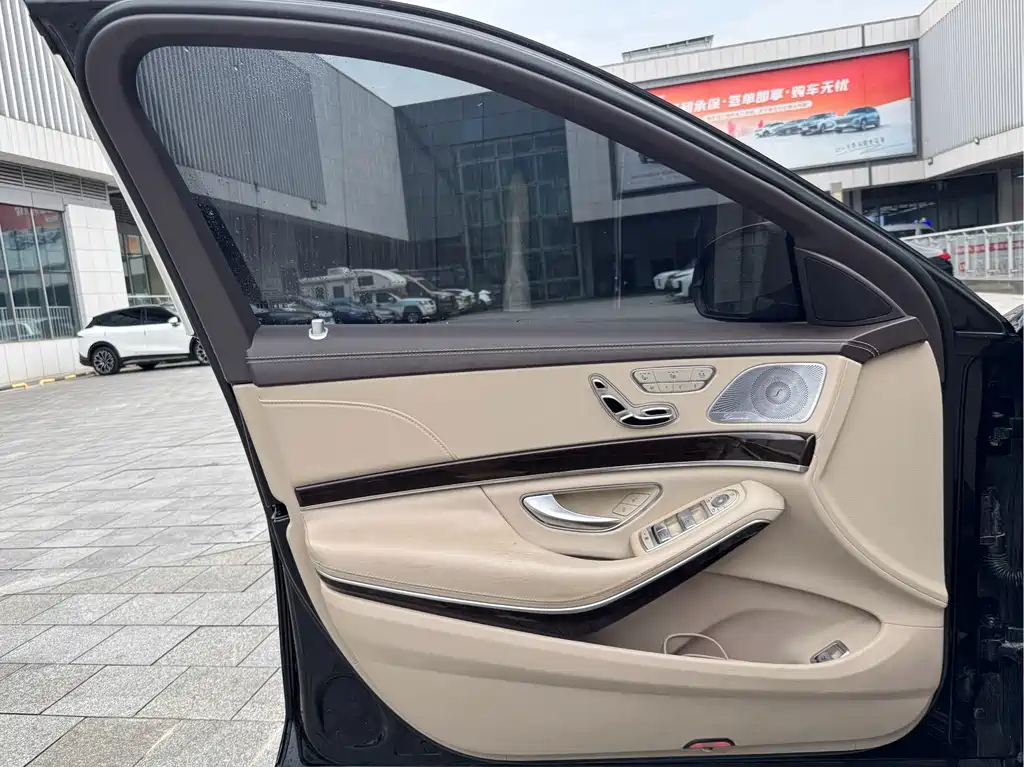 Mercedes-Benz Maybach S-Class 2019 — фото 6