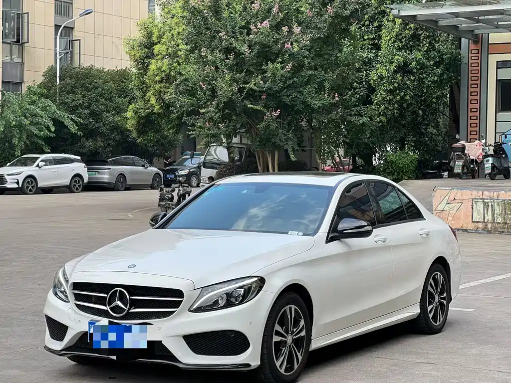 Mercedes-Benz C-Class 2017