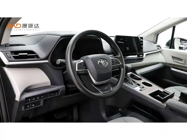 Toyota Granvia 2025