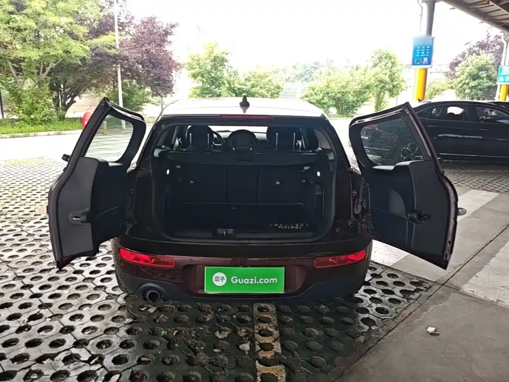 MINI Clubman 2016 — фото 19