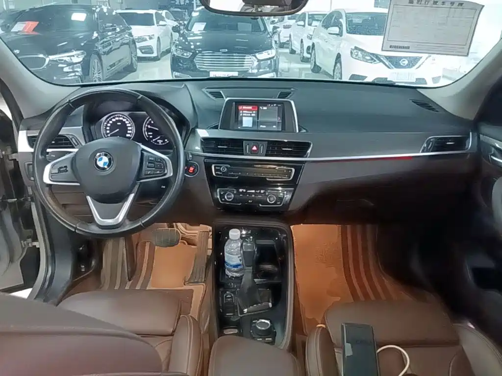 BMW X1 2018 — фото 10