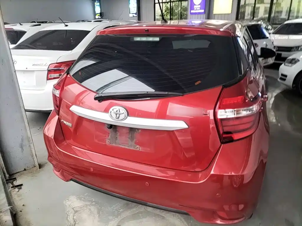 Toyota Yaris L 2016