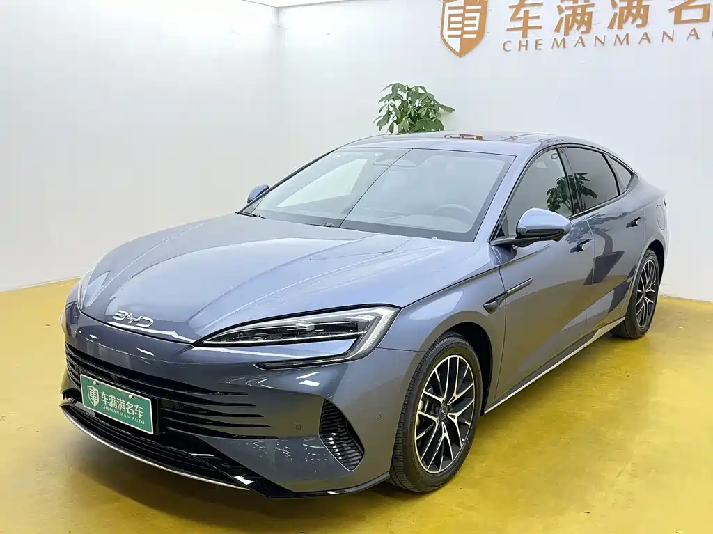 BYD Seal 07 DM-i 2025