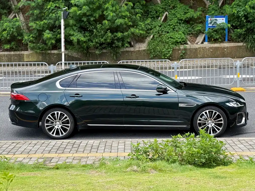 Jaguar XFL 2023 — фото 21