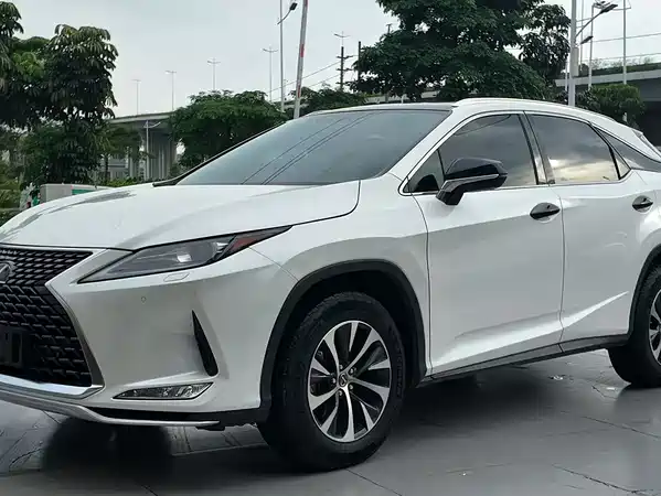 Lexus RX 2020