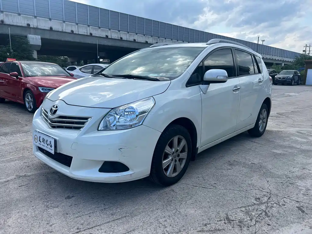 Toyota Verso 2012