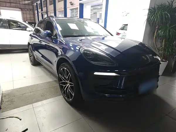 Porsche Macan 2022