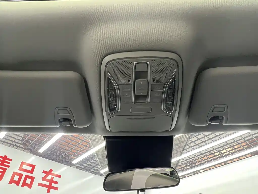 GAC Motor Trumpchi M6 2022 — фото 16