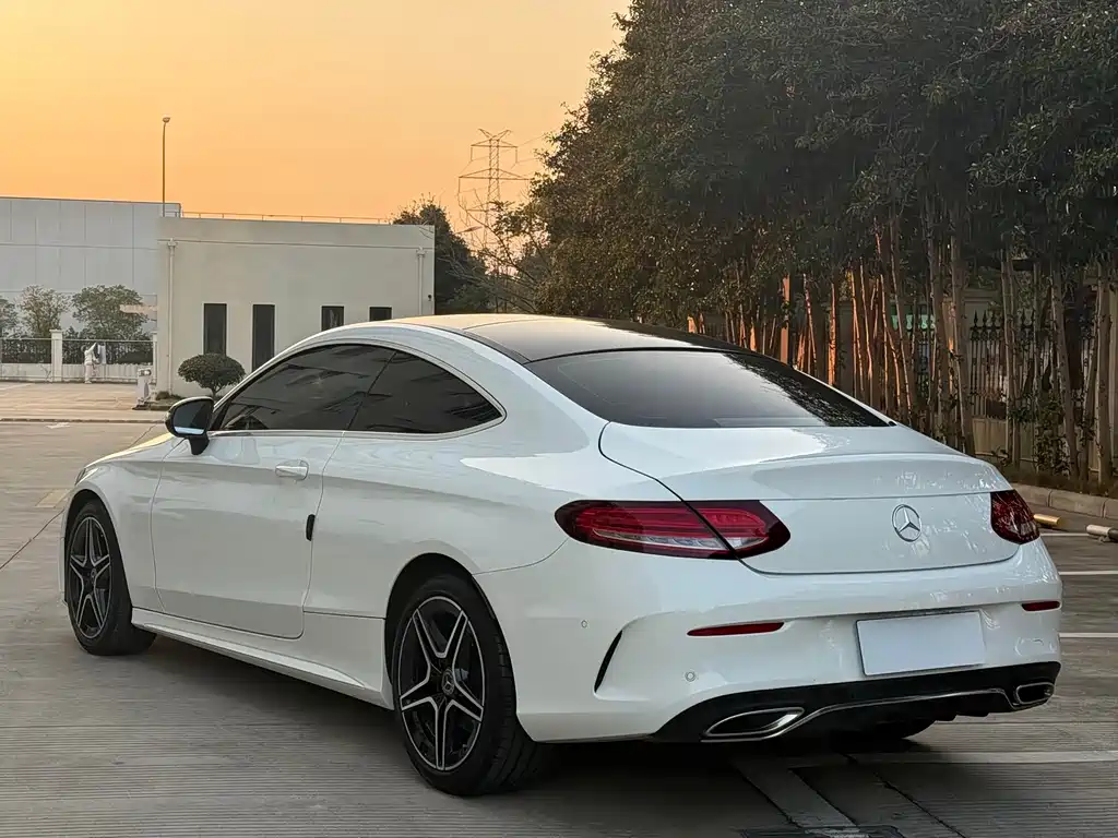 Mercedes-Benz C-Class 2020 — фото 12