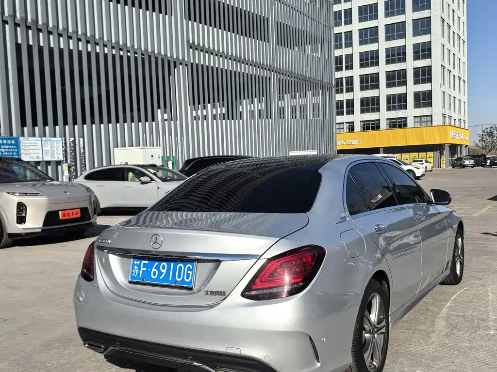 Mercedes-Benz C-Class 2019