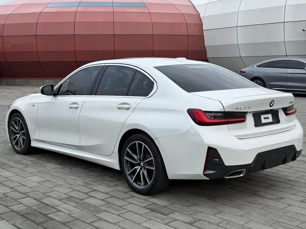 BMW 3 Series 2024
