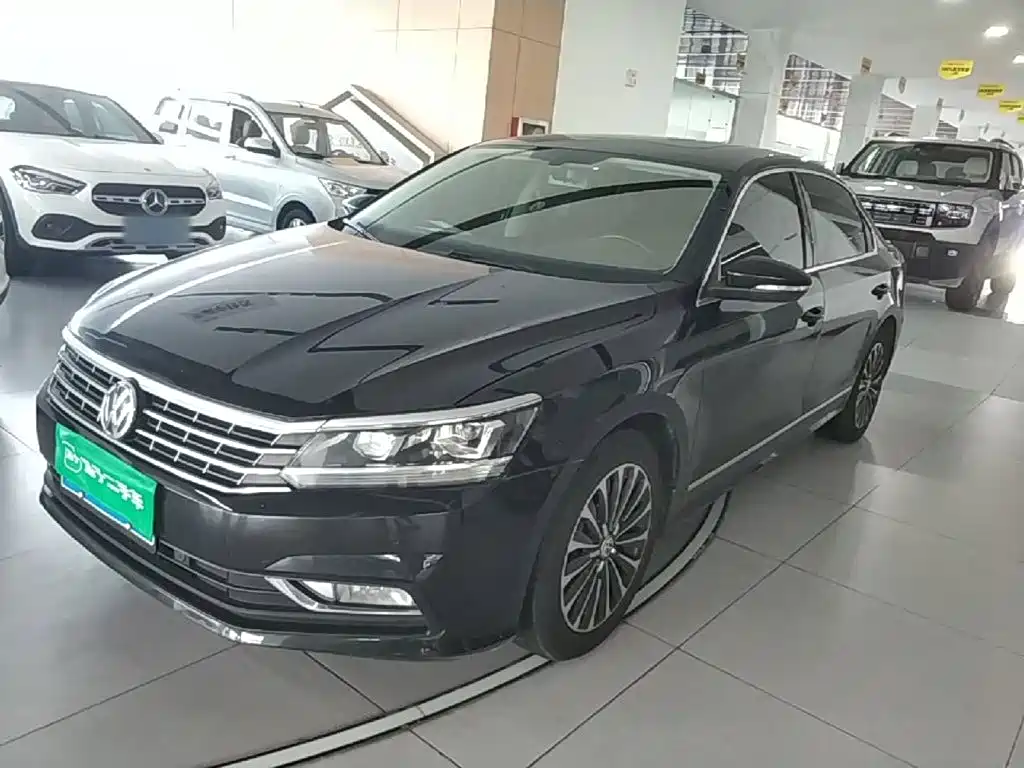 Volkswagen Passat 2018 — фото 2