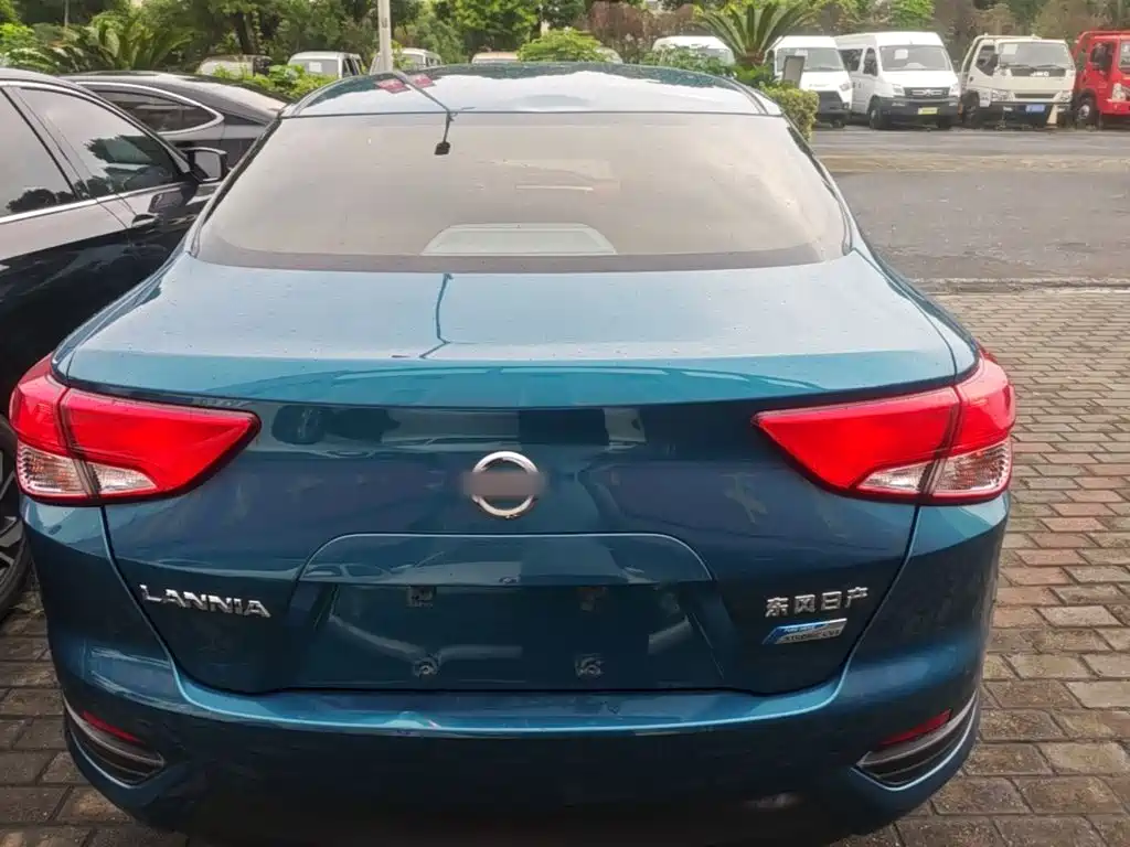 Nissan Bluebird 2017