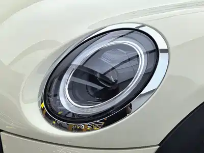 MINI MINI 2022
