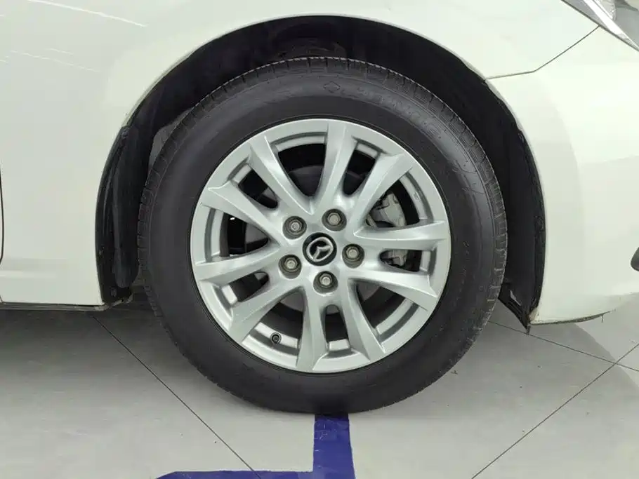Mazda 3 Angkesela 2016