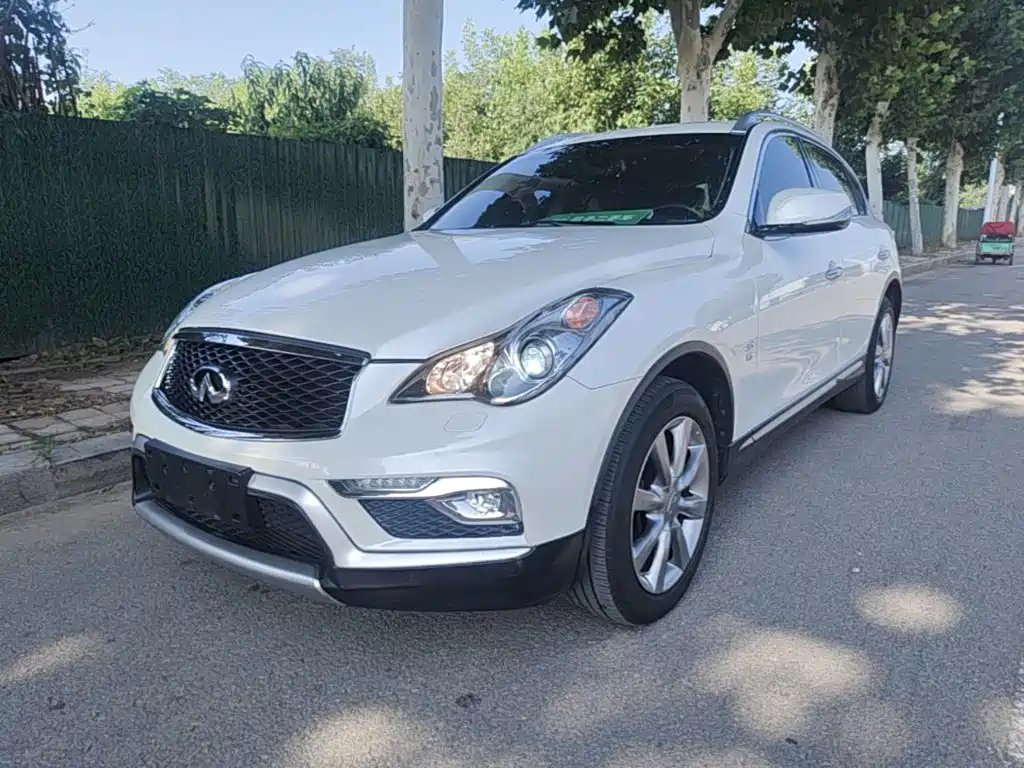 Infiniti QX50 2017 — фото 1