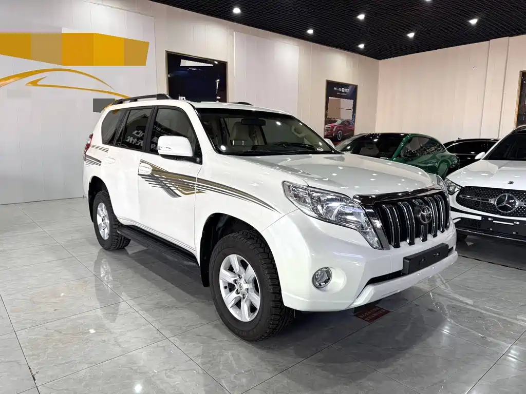Toyota Prado 2014 — фото 3