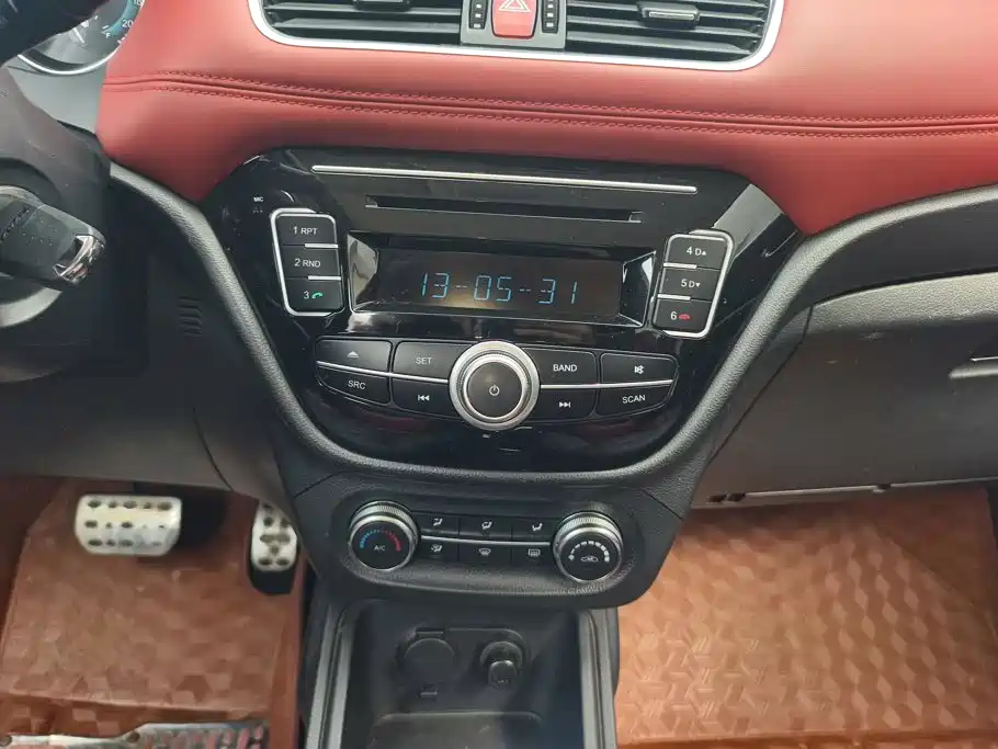 Haval H1 2015 — фото 13