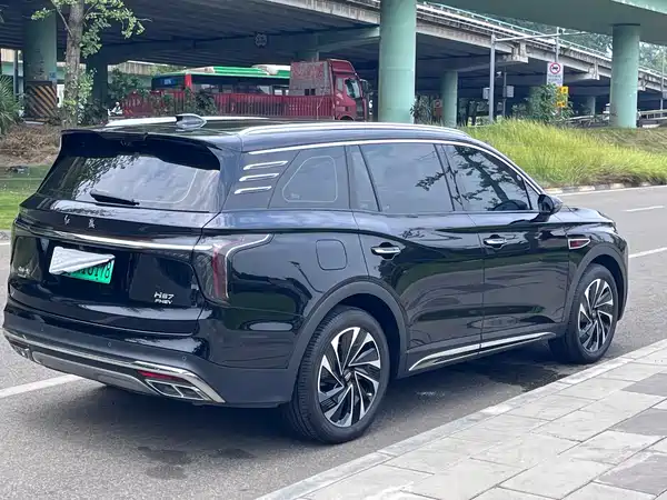 Hongqi HS7 PHEV 2025