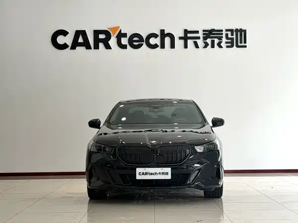 BMW 5 Series 2026