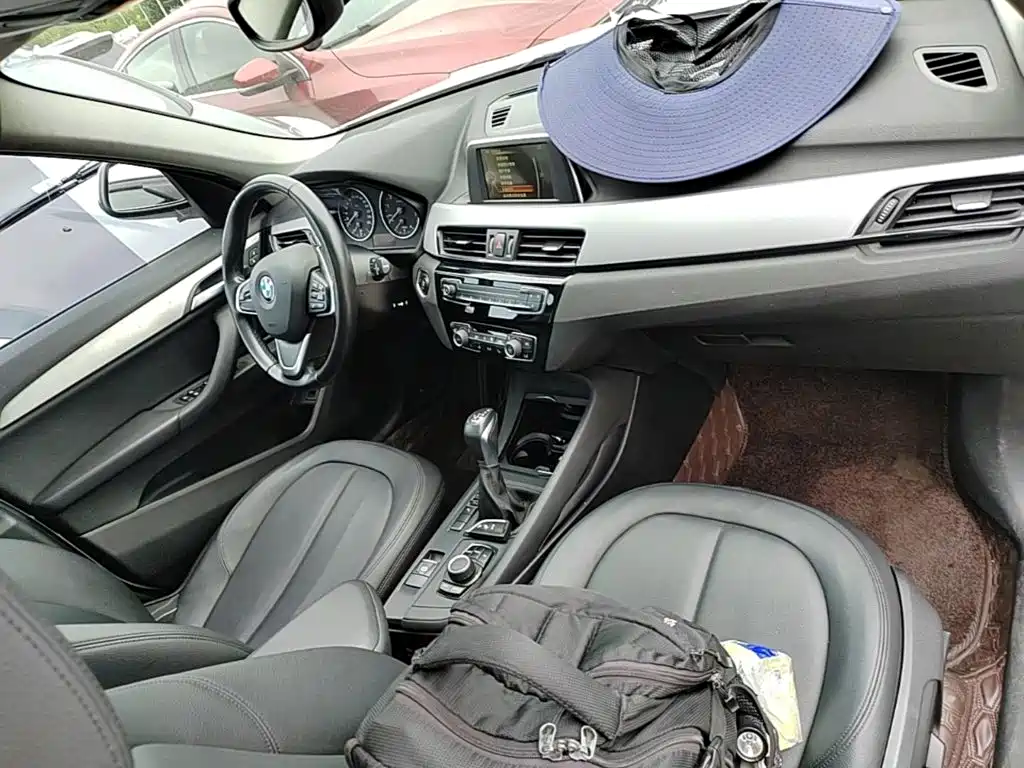 BMW X1 2016 — фото 10