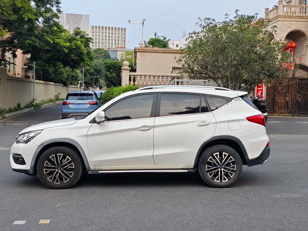 BYD New Energy 2018 — фото 16
