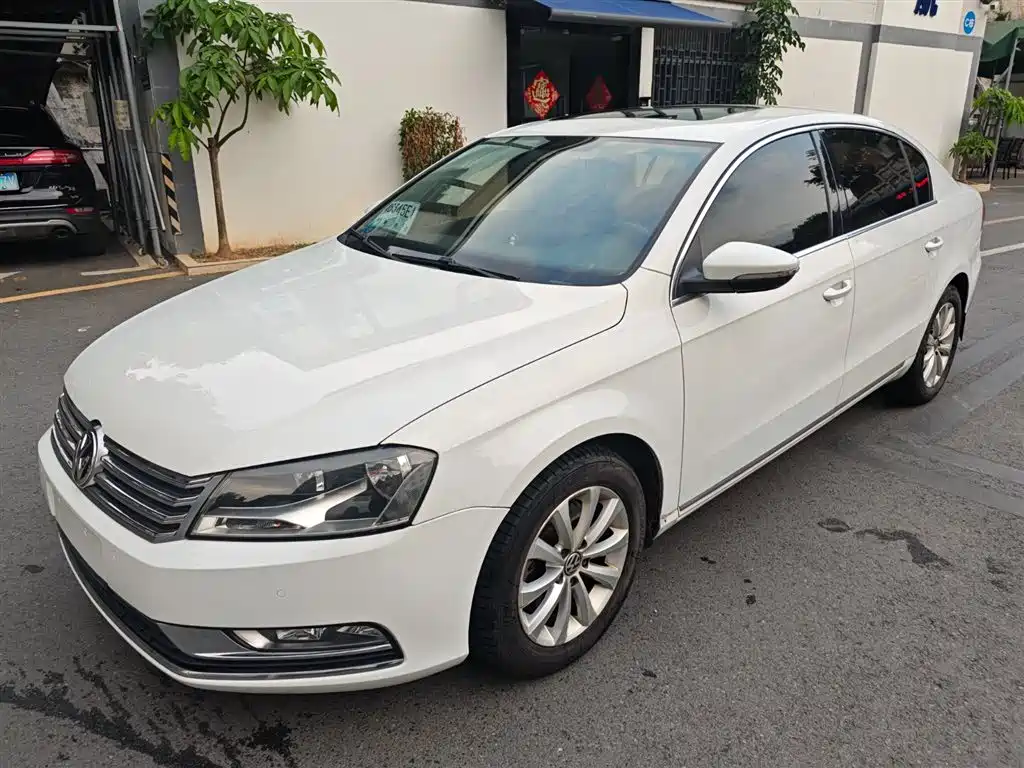 Volkswagen Magotan 2014