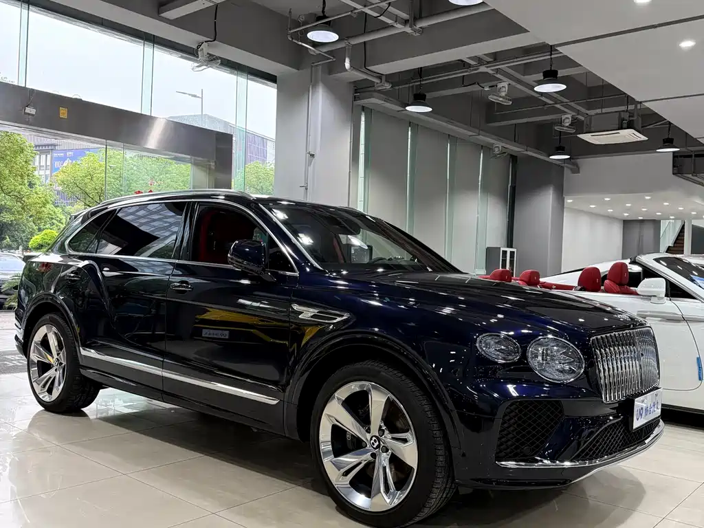 Bentley Bentayga 2023