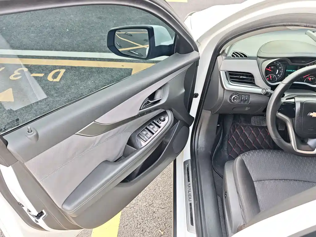 Chevrolet Malibu 2016 — фото 11