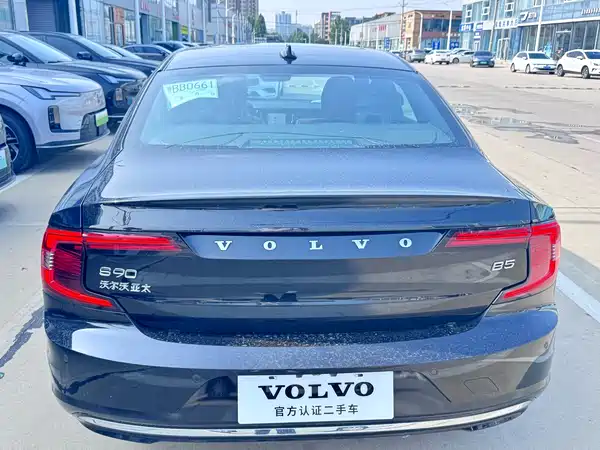 Volvo S90 2024