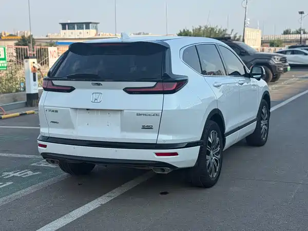 Honda Breeze 2023