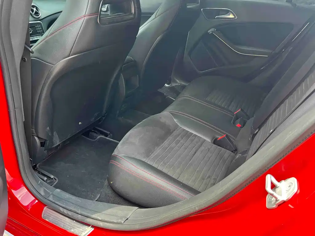 Mercedes-Benz CLA 2018 — фото 17