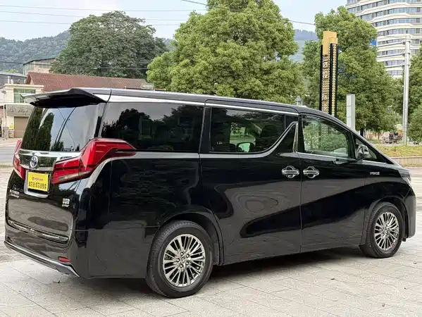 Toyota Alphard 2019