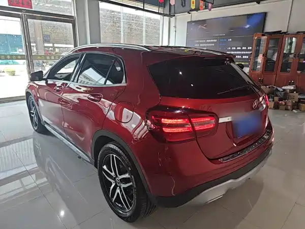 Mercedes-Benz GLA 2017
