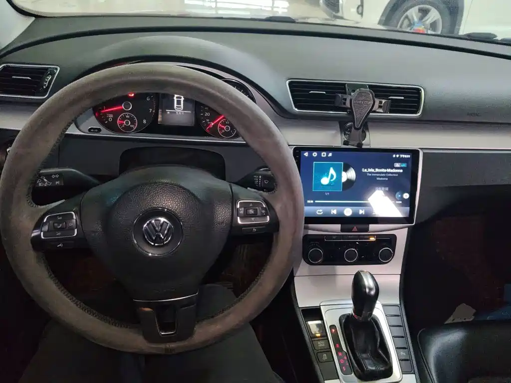 Volkswagen Magotan 2016