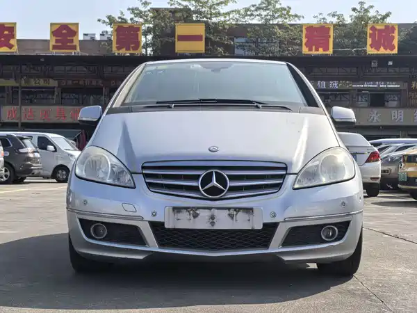 Mercedes-Benz A-Class 2011