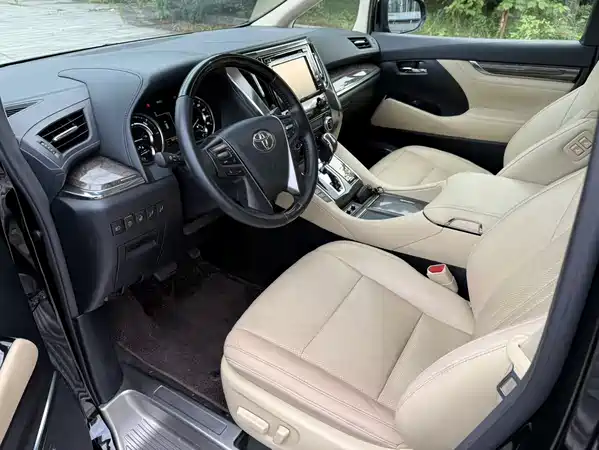 Toyota Alphard 2019