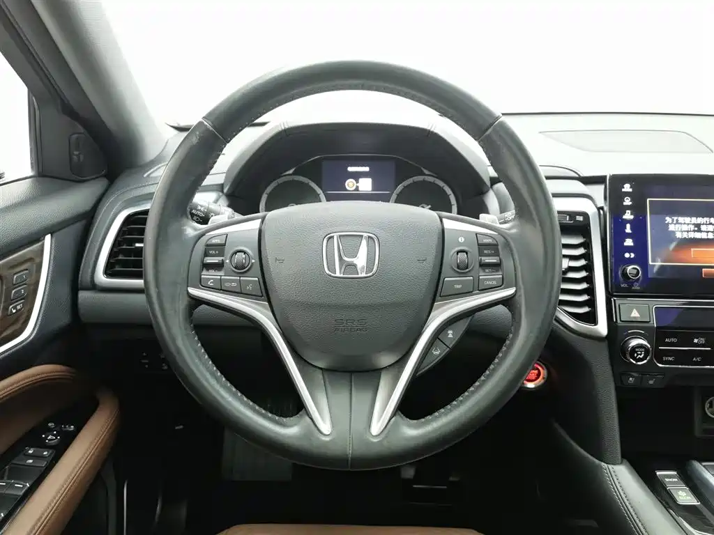 Honda UR-V 2017 — фото 11