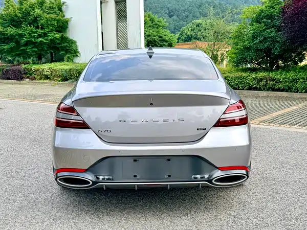 Genesis G70 2022