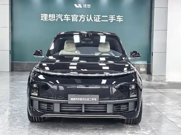 Li Auto L9 2025